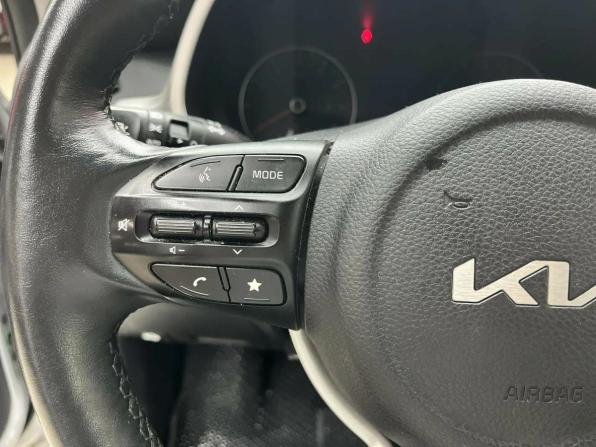 Kia Rio IV Рестайлинг с пробегом 2021 года, цена 1 770 000 рублей, 82465 км, хэтчбек, Автокод Объявления