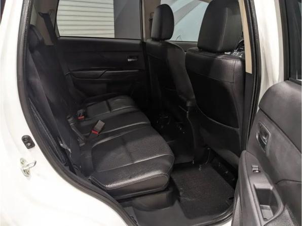 Mitsubishi Outlander III Рестайлинг 2 с пробегом 2015 года, цена 1 665 000 рублей, 169262 км, внедорожник, Автокод Объявления
