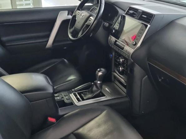 Toyota Land Cruiser Prado 150 Series Рестайлинг 3 с пробегом 2021 года, цена 9 400 000 рублей, 126332 км, внедорожник, Автокод Объявления