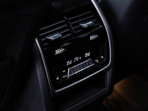 BMW X6 III (G06) с пробегом 2019 года, цена 6 990 000 рублей, 32910 км, внедорожник, Автокод Объявления