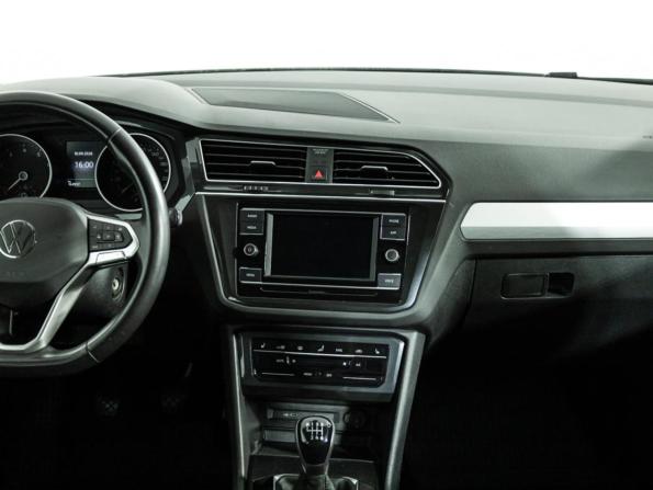 Volkswagen Tiguan II Рестайлинг с пробегом 2021 года, цена 1 799 585 рублей, 164935 км, внедорожник, Автокод Объявления