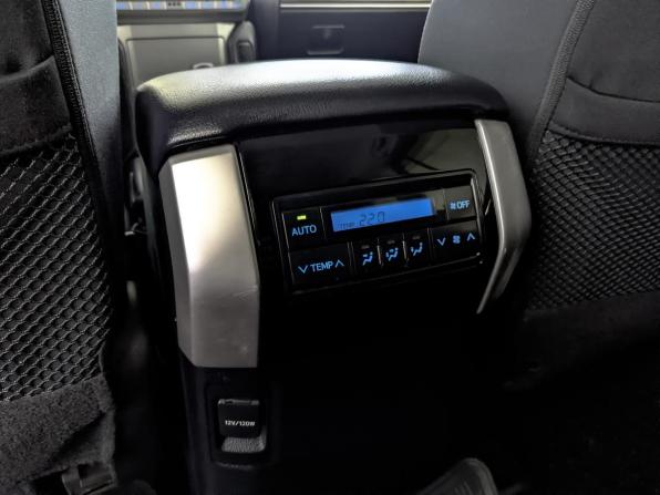 Toyota Land Cruiser Prado 150 Series Рестайлинг 2 с пробегом 2018 года, цена 4 556 500 рублей, 187476 км, внедорожник, Автокод Объявления