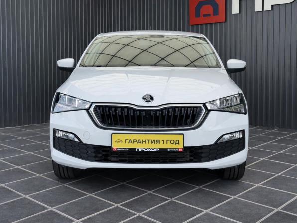 Skoda Rapid II с пробегом 2020 года, цена 1 427 000 рублей, 51980 км, лифтбек, Автокод Объявления
