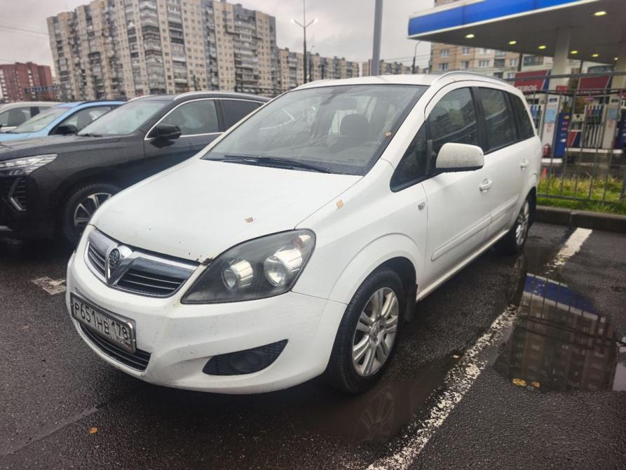 Opel Zafira B Рестайлинг Санкт-Петербург  - изображение 1