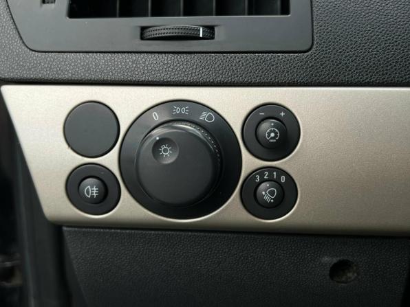 Opel Astra H Рестайлинг с пробегом 2008 года, цена 550 000 рублей, 176330 км, седан, Автокод Объявления