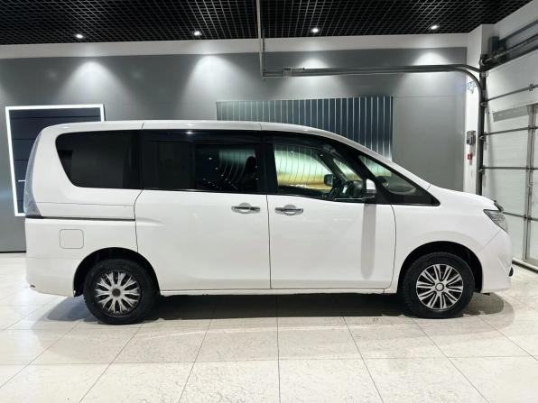 Nissan Serena IV (C26) с пробегом 2014 года, цена 1 310 000 рублей, 211000 км, минивэн, Автокод Объявления