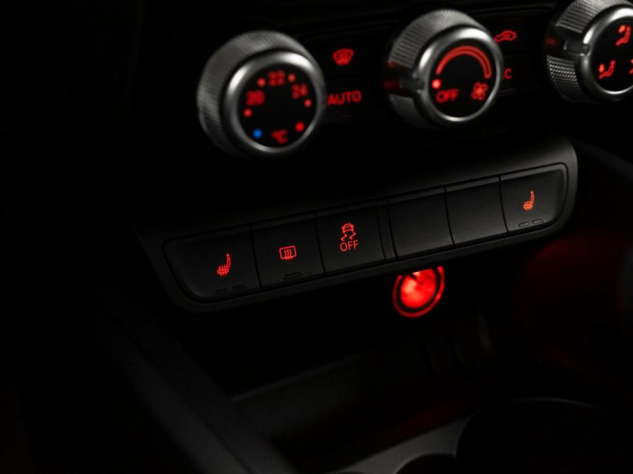 Audi A1 I (8X) Москва  - изображение 15