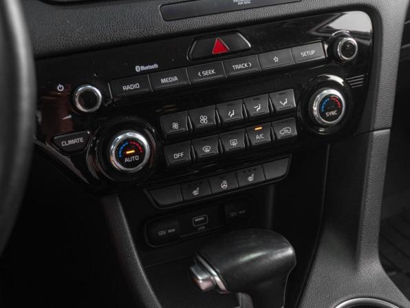 Kia Sportage IV Рестайлинг с пробегом 2021 года, цена 2 449 000 рублей, 94736 км, внедорожник, Автокод Объявления