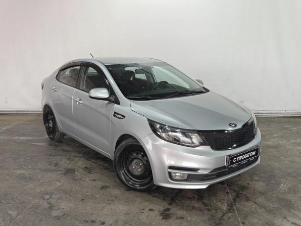 Kia Rio III Рестайлинг с пробегом 2015 года, цена 792 000 рублей, 87794 км, седан, Автокод Объявления