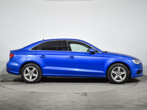 Audi A3 III (8V) Рестайлинг с пробегом 2019 года, цена 2 248 900 рублей, 74018 км, седан, Автокод Объявления
