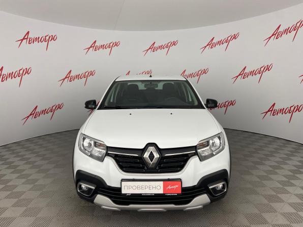 Renault Logan II Рестайлинг с пробегом 2022 года, цена 1 275 000 рублей, 82692 км, седан, Автокод Объявления