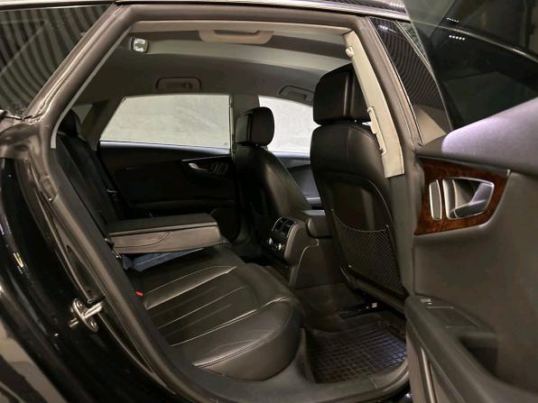 Audi A7 I (4G) с пробегом 2010 года, цена 1 199 000 рублей, 277232 км, лифтбек, Автокод Объявления