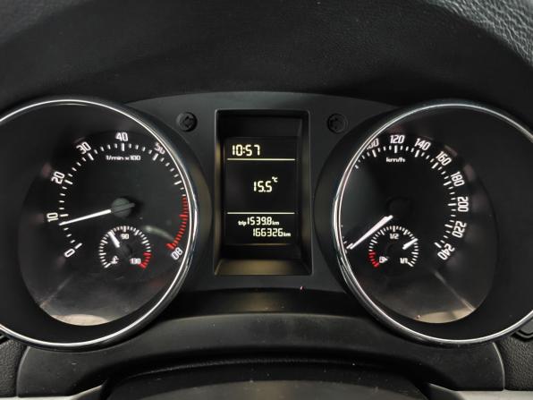 Skoda Yeti I с пробегом 2012 года, цена 897 000 рублей, 166325 км, внедорожник, Автокод Объявления