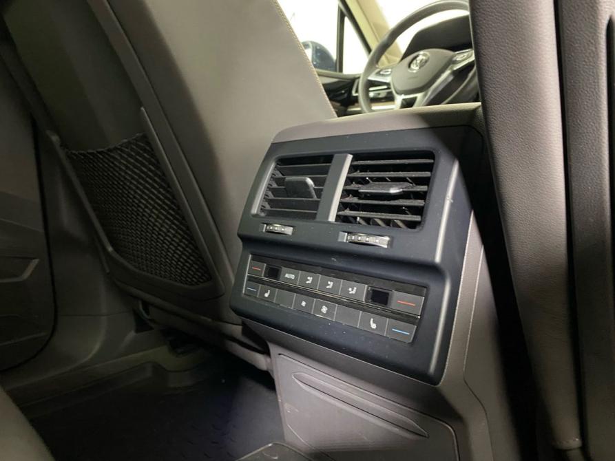 Volkswagen Touareg III Москва  - изображение 14