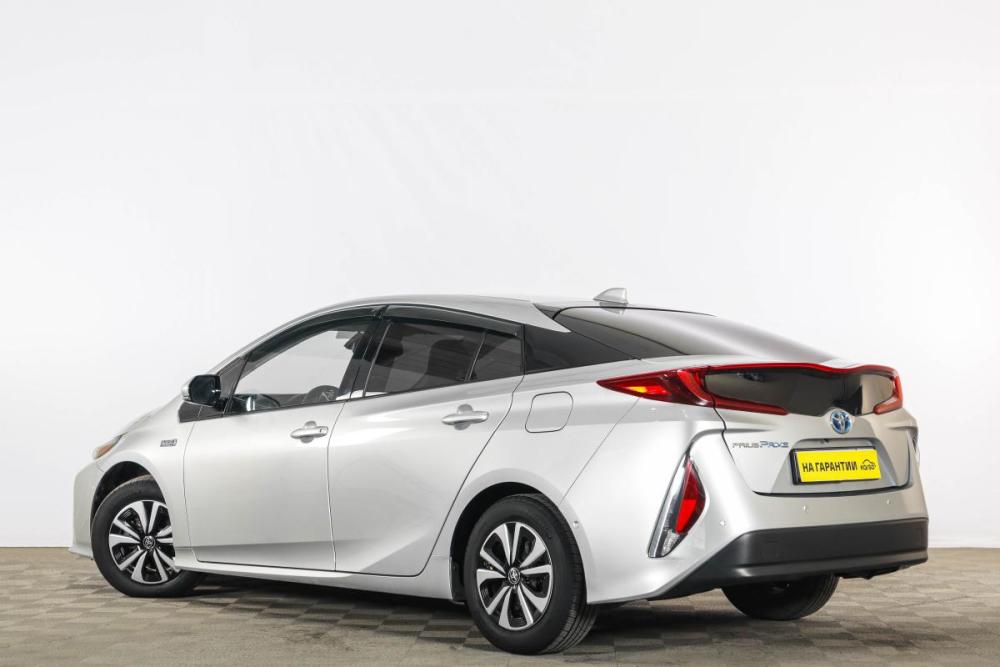 Toyota Prius IV (XW50) Тюмень  - изображение 5
