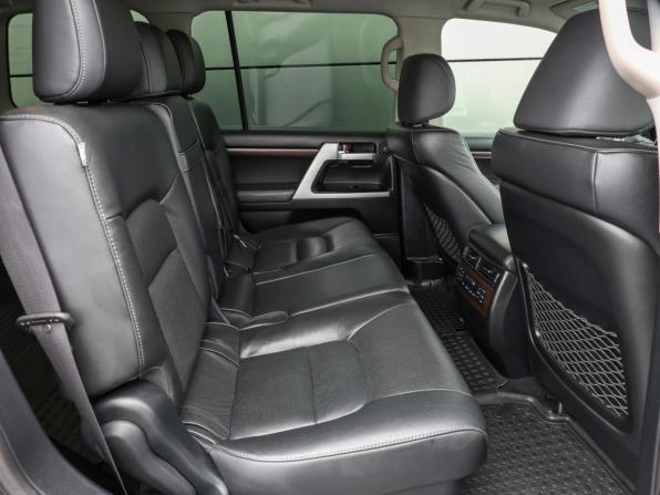 Toyota Land Cruiser 200 Series Рестайлинг 2 с пробегом 2018 года, цена 6 650 000 рублей, 162091 км, внедорожник, Автокод Объявления