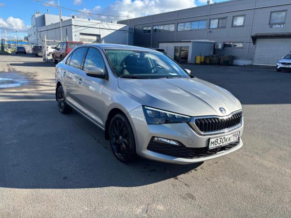 Skoda Rapid II с пробегом 2021 года, цена 1 749 000 рублей, 91000 км, лифтбек, Автокод Объявления