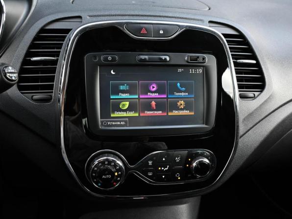 Renault Kaptur I с пробегом 2017 года, цена 1 179 000 рублей, 175440 км, внедорожник, Автокод Объявления