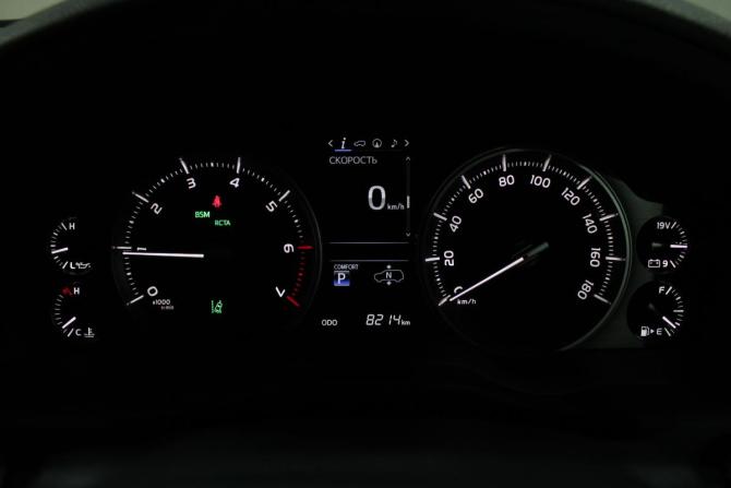 Toyota Land Cruiser 200 Series Рестайлинг 2 с пробегом 2020 года, цена 11 300 000 рублей, 8200 км, внедорожник, Автокод Объявления