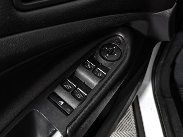 Ford Kuga II Рестайлинг с пробегом 2018 года, цена 1 219 000 рублей, 233875 км, внедорожник, Автокод Объявления