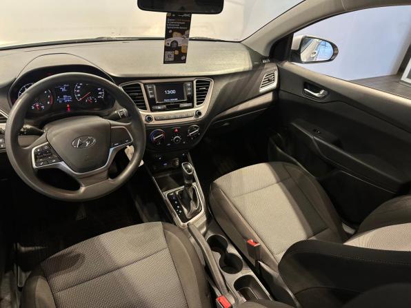 Hyundai Solaris II Рестайлинг с пробегом 2021 года, цена 1 550 000 рублей, 102752 км, седан, Автокод Объявления