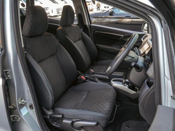 Honda Fit III с пробегом 2014 года, цена 947 000 рублей, 128362 км, хэтчбек, Автокод Объявления
