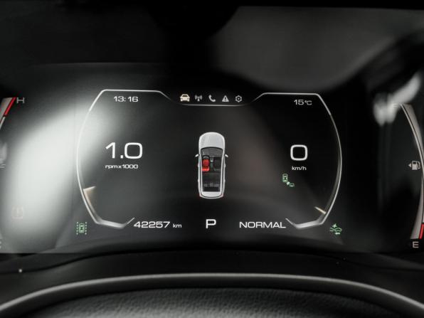 Haval Jolion I с пробегом 2023 года, цена 2 105 000 рублей, 42257 км, внедорожник, Автокод Объявления