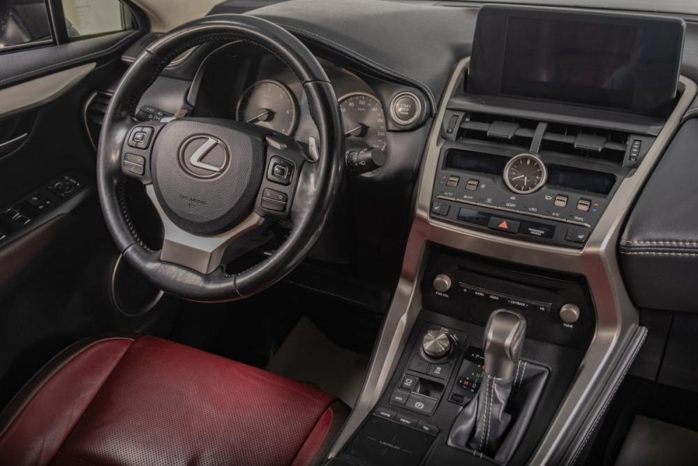 Lexus NX I Рестайлинг Томск  - изображение 10
