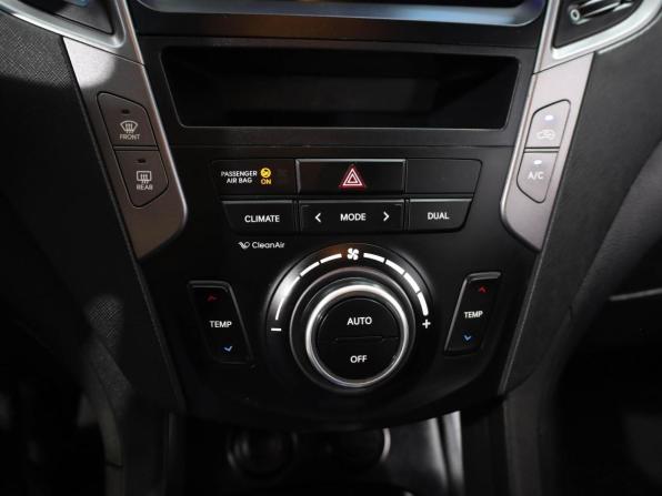 Hyundai Santa Fe III с пробегом 2012 года, цена 1 649 000 рублей, 155175 км, внедорожник, Автокод Объявления