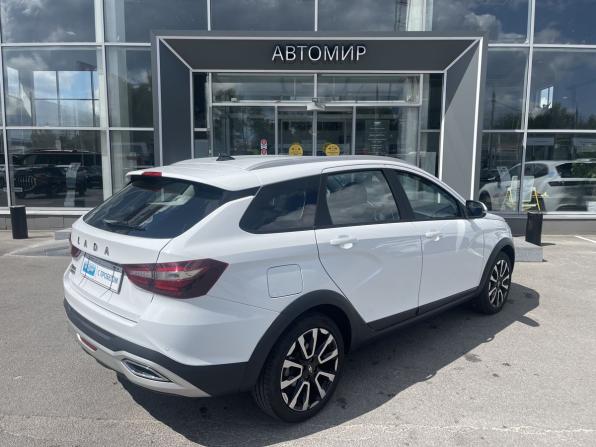 Lada (ВАЗ) Vesta I Рестайлинг (NG) с пробегом 2024 года, цена 1 704 500 рублей, 4600 км, универсал, Автокод Объявления