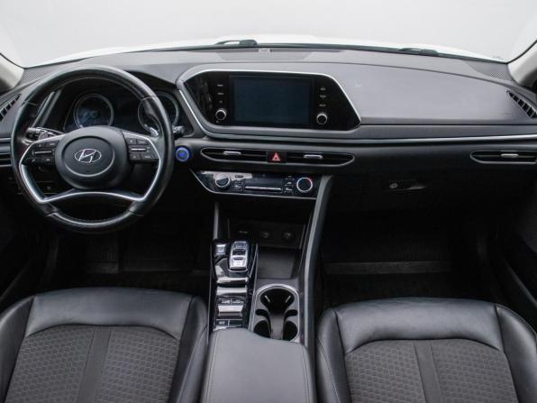 Hyundai Sonata VIII (DN8) с пробегом 2022 года, цена 2 090 000 рублей, 103725 км, седан, Автокод Объявления