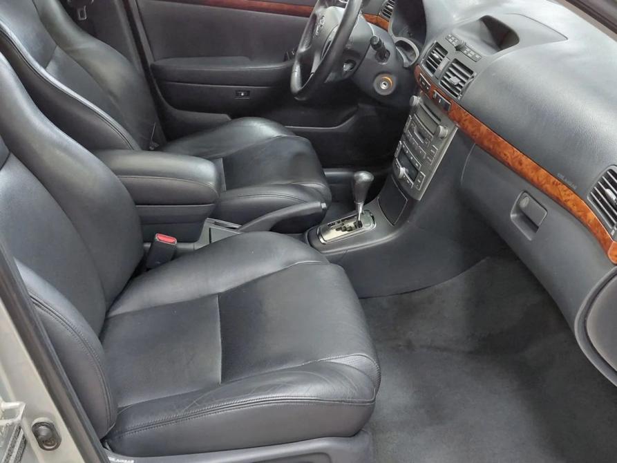 Toyota Avensis II Москва  - изображение 16