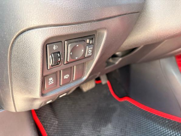 Nissan Juke I с пробегом 2013 года, цена 899 000 рублей, 151000 км, внедорожник, Автокод Объявления