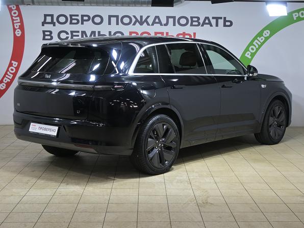 Li Auto (Lixiang) L7 I Рестайлинг с пробегом 2024 года, цена 5 980 000 рублей, 43000 км, внедорожник, Автокод Объявления