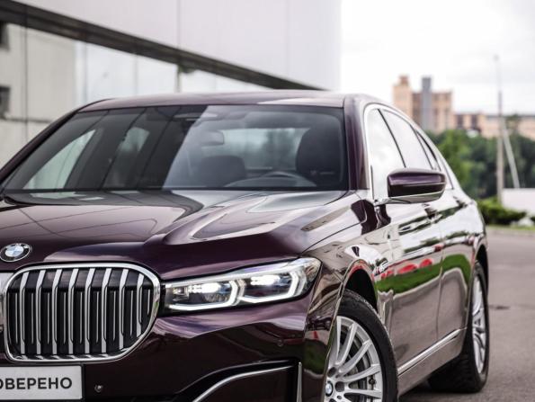 BMW 7 серии VI (G11/G12) Рестайлинг с пробегом 2019 года, цена 5 290 000 рублей, 93275 км, седан, Автокод Объявления
