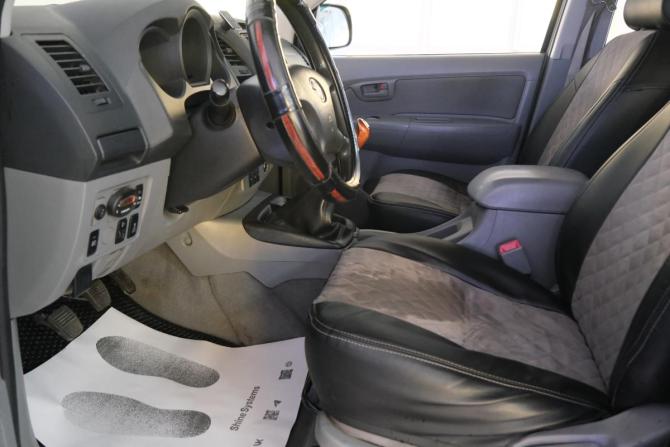 Toyota Hilux VII с пробегом 2010 года, цена 2 049 000 рублей, 240000 км, offers.body_type.unknown, Автокод Объявления