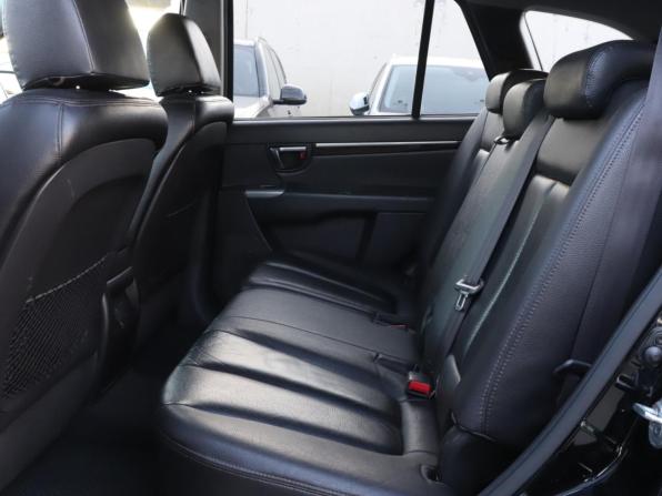 Hyundai Santa Fe II Рестайлинг с пробегом 2011 года, цена 1 110 000 рублей, 310851 км, внедорожник, Автокод Объявления