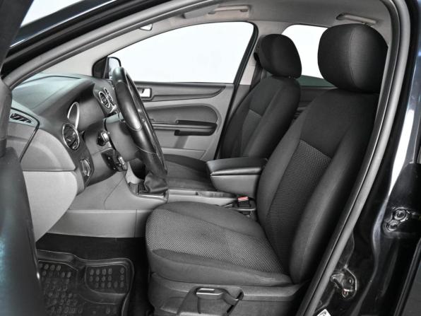 Ford Focus II Рестайлинг с пробегом 2010 года, цена 749 000 рублей, 139850 км, седан, Автокод Объявления