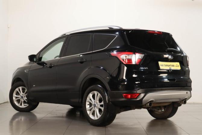 Ford Kuga II Рестайлинг с пробегом 2018 года, цена 1 729 000 рублей, 131000 км, внедорожник, Автокод Объявления