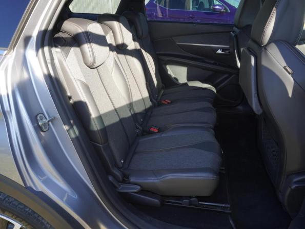Peugeot 5008 II с пробегом 2018 года, цена 1 948 000 рублей, 217846 км, внедорожник, Автокод Объявления