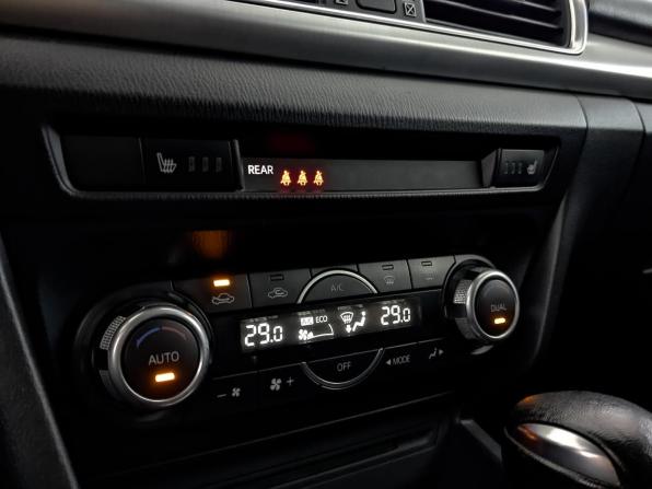 Mazda 3 III (BM) с пробегом 2013 года, цена 1 375 000 рублей, 152450 км, хэтчбек, Автокод Объявления