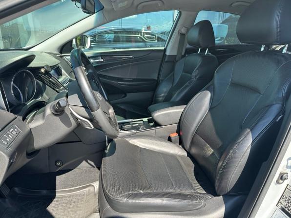 Hyundai Sonata VI (YF) с пробегом 2010 года, цена 949 000 рублей, 213587 км, седан, Автокод Объявления