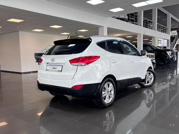 Hyundai ix35 I с пробегом 2011 года, цена 895 000 рублей, 247489 км, внедорожник, Автокод Объявления