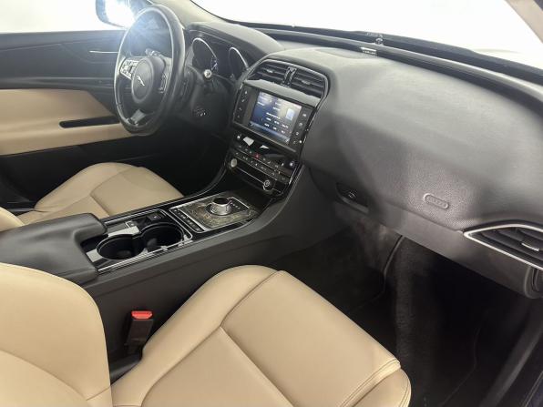 Jaguar XE I с пробегом 2016 года, цена 1 339 000 рублей, 192000 км, седан, Автокод Объявления
