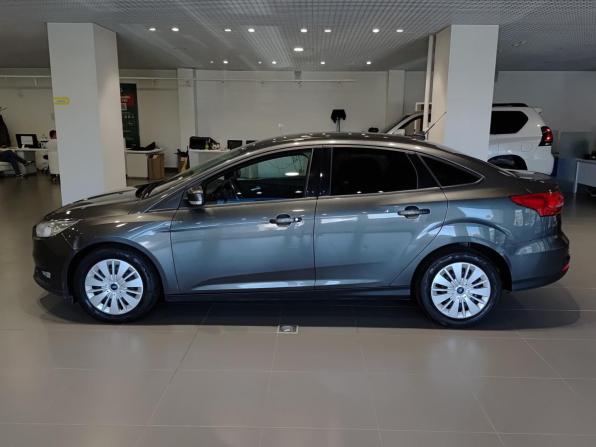 Ford Focus III Рестайлинг с пробегом 2018 года, цена 1 350 000 рублей, 93261 км, седан, Автокод Объявления
