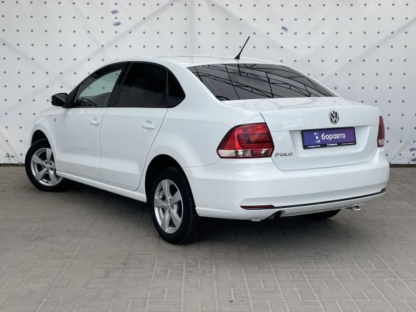 Volkswagen Polo V Рестайлинг с пробегом 2016 года, цена 825 000 рублей, 152924 км, седан, Автокод Объявления