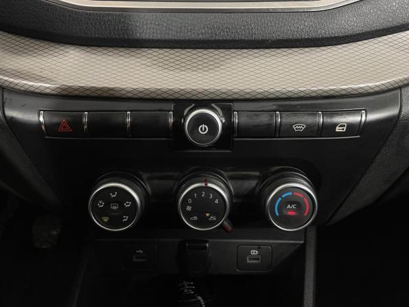 Lada (ВАЗ) Vesta I Рестайлинг (NG) с пробегом 2023 года, цена 1 250 000 рублей, 55655 км, седан, Автокод Объявления