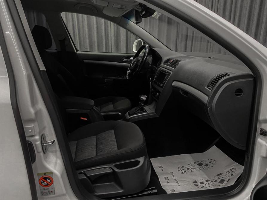 Skoda Octavia II (A5) Рестайлинг Красноярск  - изображение 12
