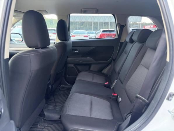 Mitsubishi Outlander III Рестайлинг 2 с пробегом 2016 года, цена 1 645 000 рублей, 160000 км, внедорожник, Автокод Объявления
