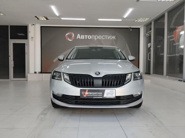 Skoda Octavia III (A7) Рестайлинг с пробегом 2017 года, цена 1 980 000 рублей, 31280 км, лифтбек, Автокод Объявления